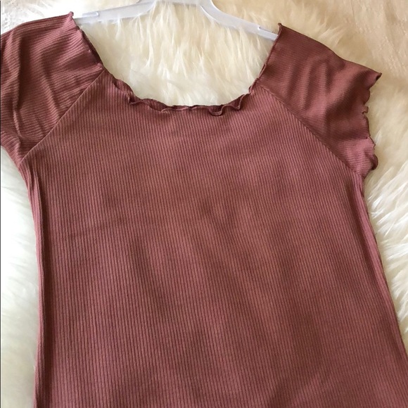 GIRLY & FLIRTY MAUVE RIBBED BODYCON DRESS! - Picture 4 of 5